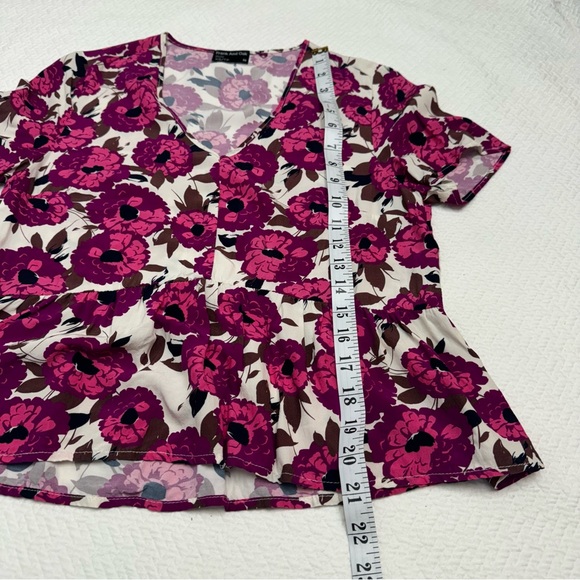 Frank & Oak Pink Floral V-Neck Peplum Top Size XS - Picture 9 of 10